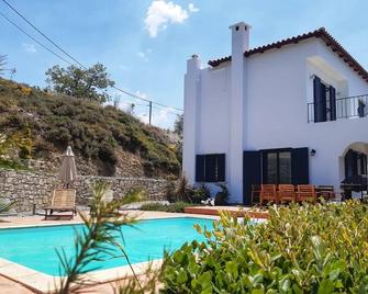 Villa Anemos - Beautiful 4 bed villa with pool - Kastellos - Piscina