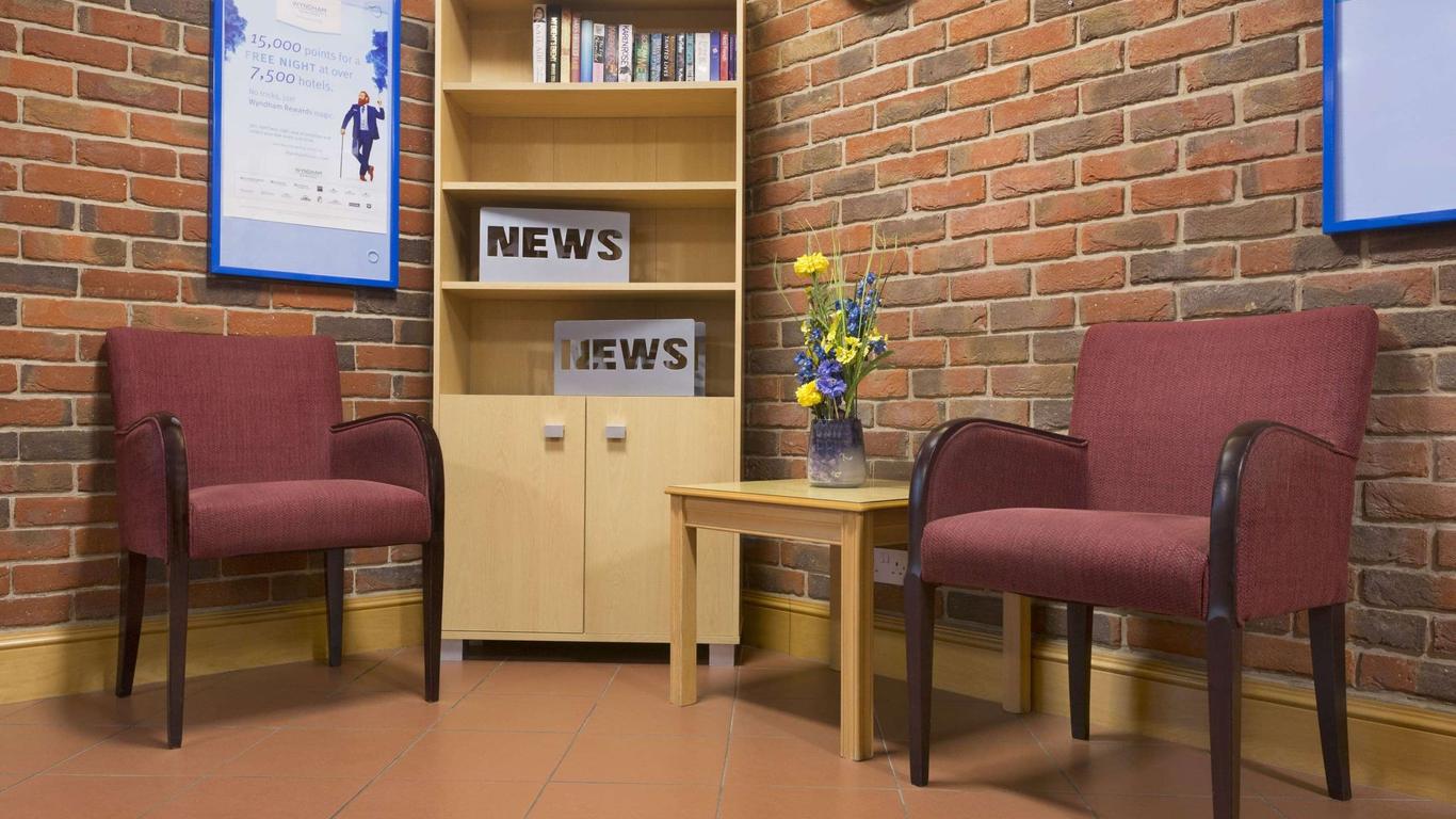 Days Inn by Wyndham Sevenoaks Clacket Lane