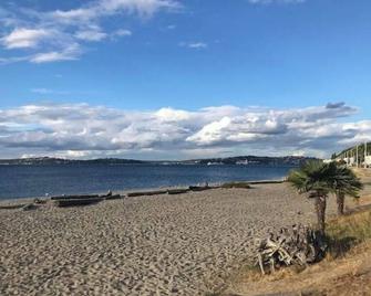 Modern 3 Br Townhouse Just Steps To Alki - Seattle - Strand