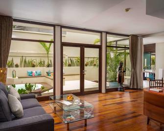 هيريتيدج سويست هوتل - سيم ريب - غرفة معيشة