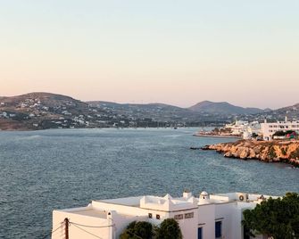 Stratos Apartments & Studios - Parikia - Balcon