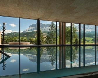 Hotel Lech Da Sompunt - Badia - Balcone