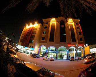 فندق ديناستي الدوحة - الدوحة - مبنى