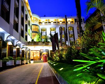 Sandesh The Prince - Mysuru - Gebäude