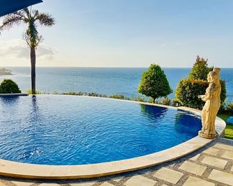 Shankara Parada Villas - Abang - Havuz