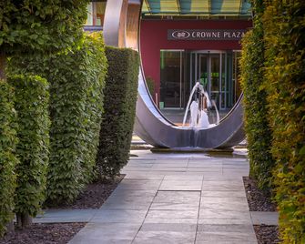 Crowne Plaza Marlow By IHG - Marlow - Vista del exterior