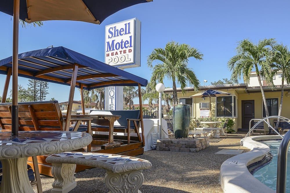 Shell Motel - Hollywood