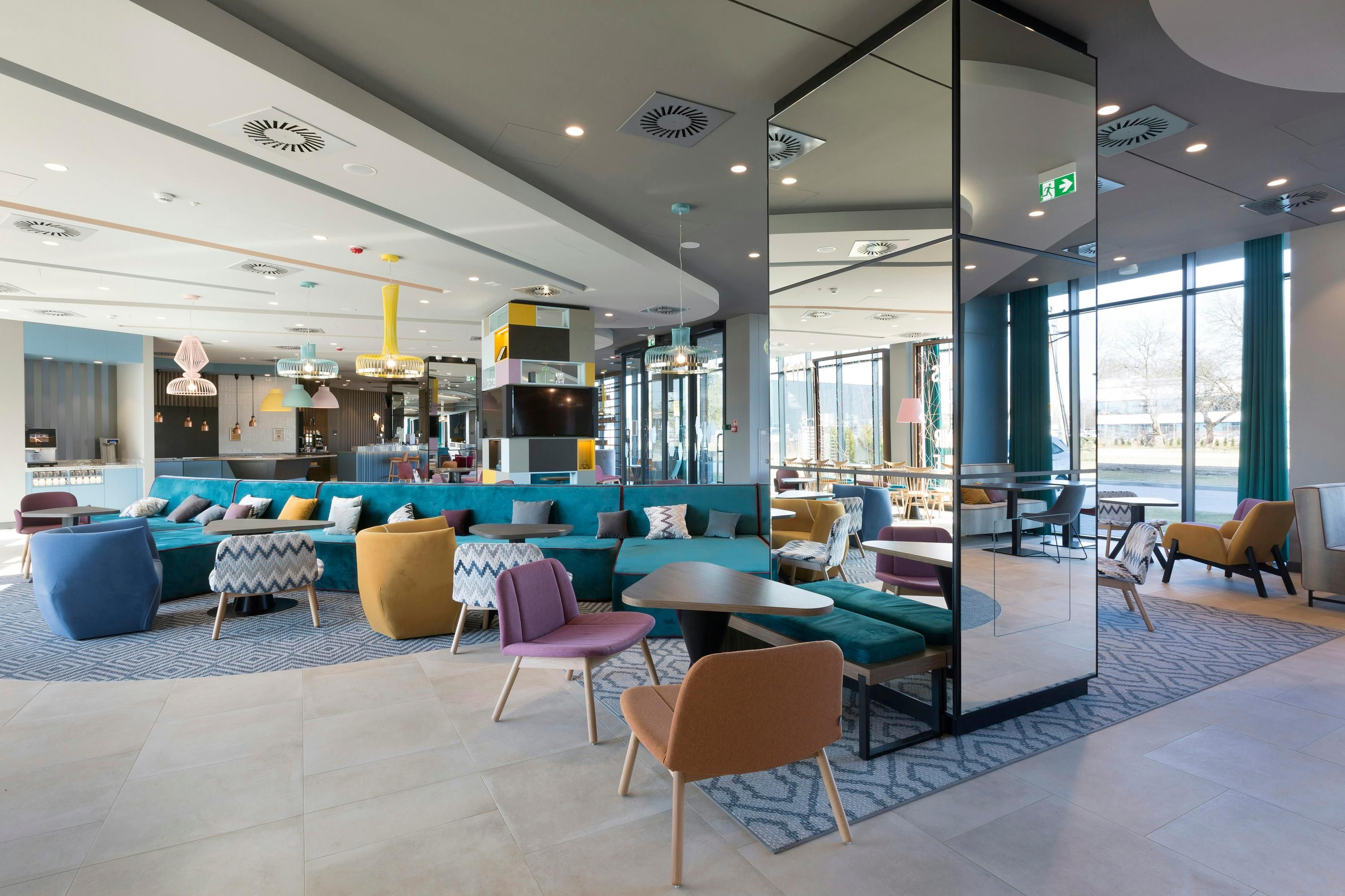 Hampton by Hilton Krakow Airport - Balice - Lobby