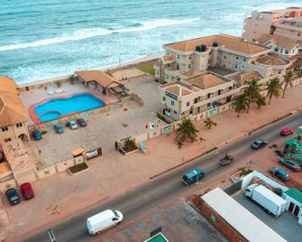 Oceanic Resort - Accra - Platja