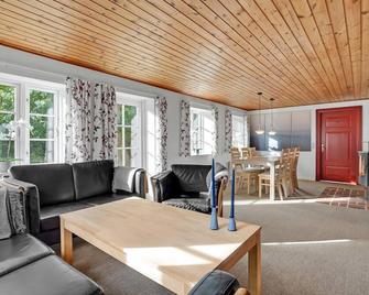 Nice home in Ribe with WiFi - Ribe - Wohnzimmer