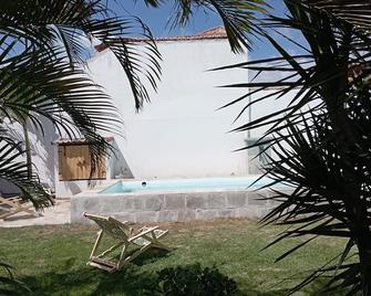 Pousada Charmosa, Aconchegante e Tranquila a 5 min de pé da Praia - São Miguel do Gostoso - Piscina