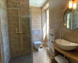 Château d'Argentonesse - Castels-et-Bézenac - Bathroom