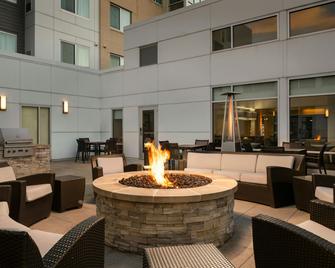 Residence Inn by Marriott Milwaukee West - Wauwatosa - Patio
