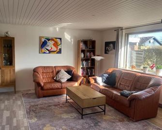 Herning Nord - Tjørring B&B - Herning - Sala de estar