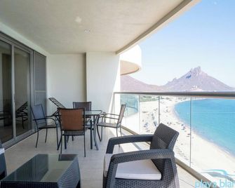 Playa Blanca Premier Unit 103 - San Carlos - Balcón