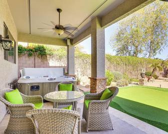 Luxe Mtn-View Mansion with Hot Tub in Phoenix! - Anthem - Patio