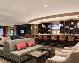 DoubleTree by Hilton Schenectady Downtown - Schenectady - Bar