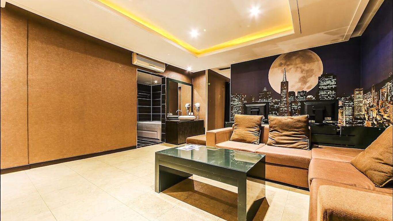 Nice Hotel
