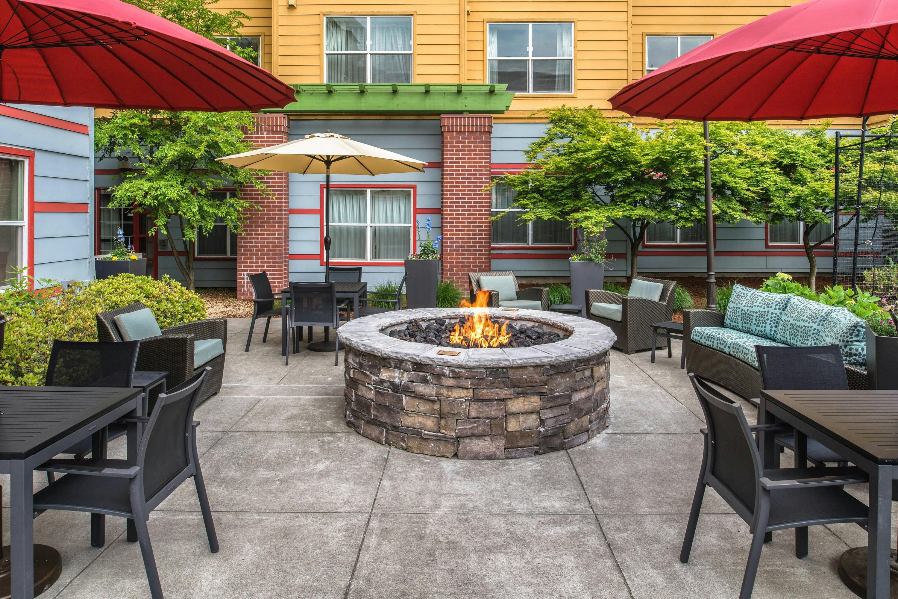 Residence Inn by Marriott Portland North - פורטלנד - פטיו
