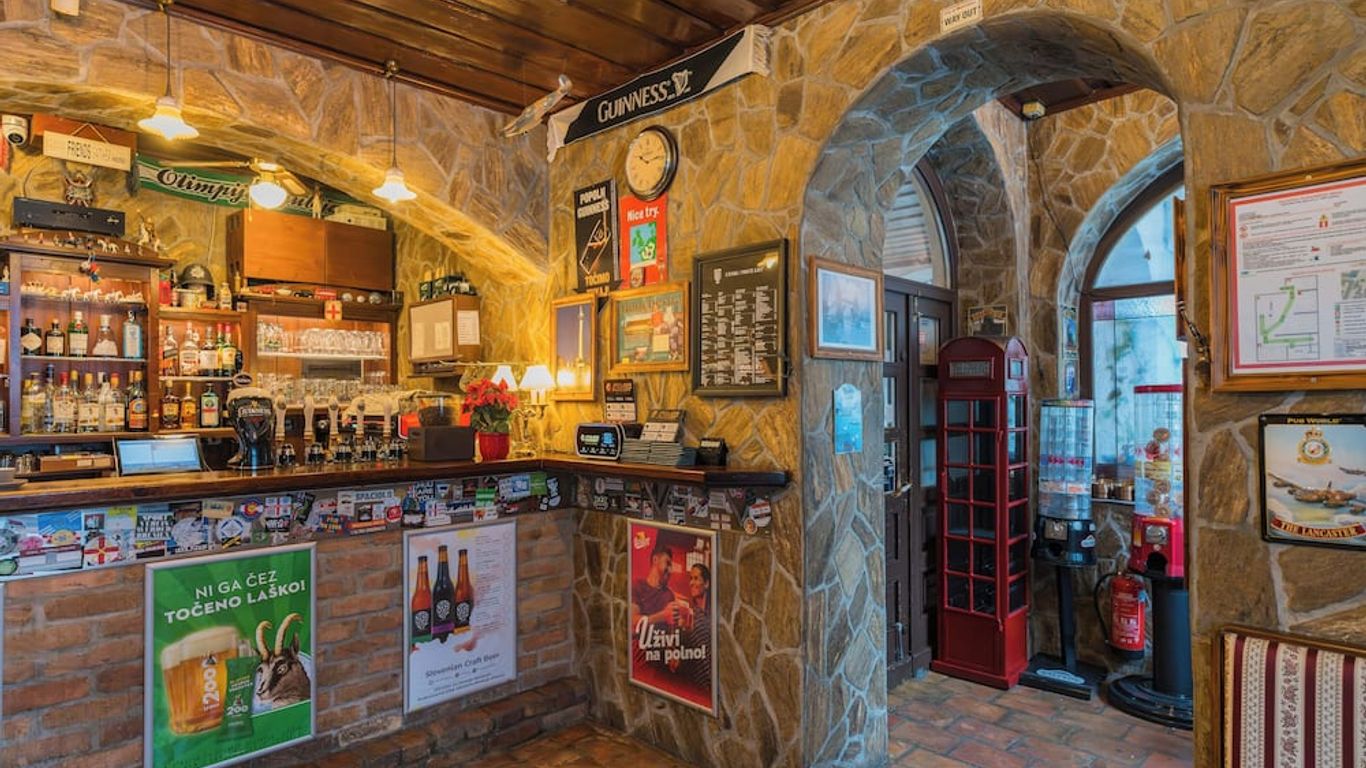 英格蘭酒吧旅舍