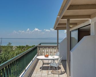 Sun Beach Hotel - Agía Triáda - Balcony