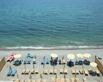 Hotel del Sole - Santa Marinella - Beach