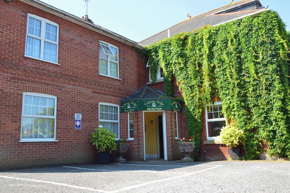 Victoria Lodge Guest House - ساليسبري - مبنى