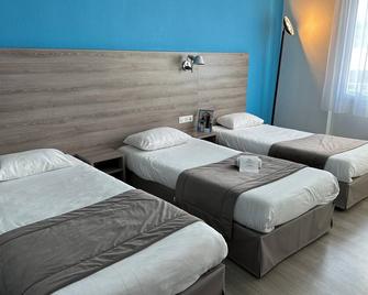 Brit Hotel Confort Nevers Centre Gare - Nevers - Bedroom