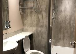 Nort Bode Apartments - Lerwick - Bathroom