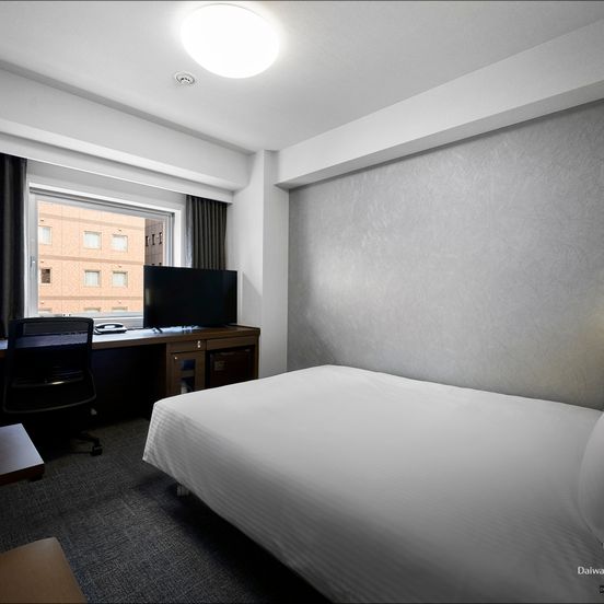 Bedroom view of Daiwa Roynet Hotel Yokohama Kannai