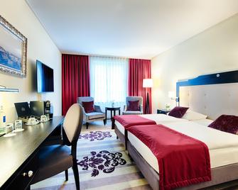 Welcome Hotel Residenzschloss Bamberg - Bamberg - Bedroom