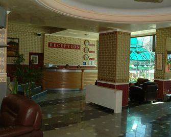 Hotel Dobrudja - Dobrich - Front desk