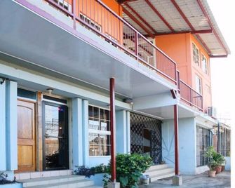 Room 1-A Marriage Bed - Managua - Edificio