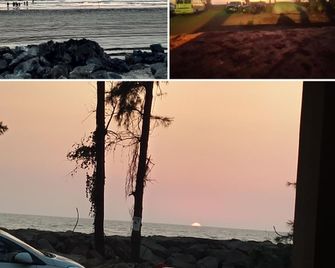 Happy Day's Diveagar - Diveāgar - Beach