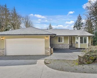 3-bedroom cozy getaway home - Sedro Woolley - Building