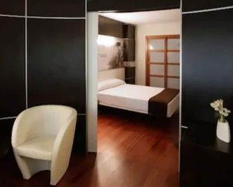 Hotel Europa - Utebo - Bedroom