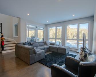 Le Somptueux : Luxurious Waterfront & Mountains - Saint-Côme - Living room