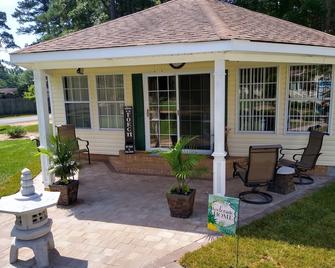 Home Away From Home!!! Franklin, Vabr(1 Bedroom) - Franklin - Патіо
