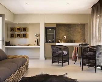 Nwr Gross Barmen Resort - Okahandja - Sala de estar
