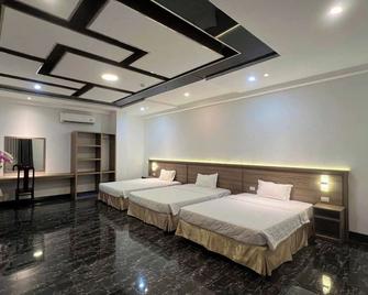 Mien Tay Hotel - Can Tho - Bedroom