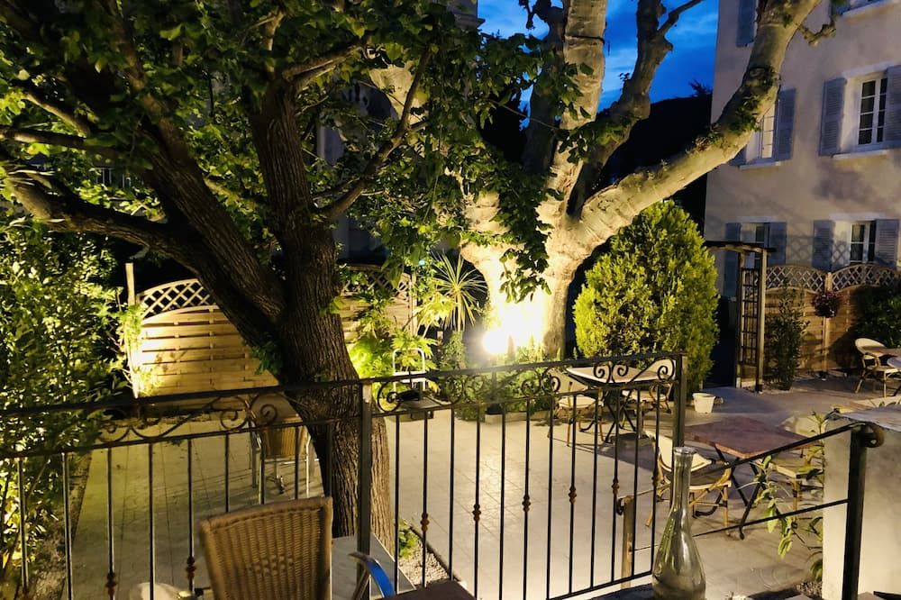 Hôtel du Parc - Draguignan - Innenhof