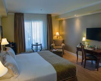Hotel Brossard - Brossard - Bedroom