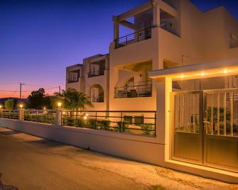 Haraki Bay Hotel and Luxury Apartments - Charaki - Building
