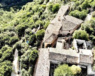 Guesthouse Runcini - Ferentillo - Edificio