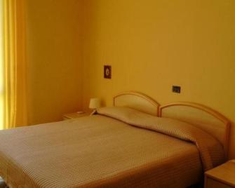 Bellerive Ristorante Albergo - Manerba del Garda - Schlafzimmer