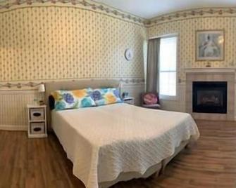 Rock Pointe Ranch - Floral City - Habitación