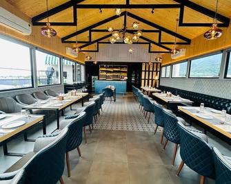 Five Element Goldleaf-Haldwani - Belparāo - Restaurante