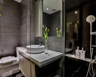 Expressionz Professional Suites by Ben - Kuala Lumpur - Bathroom