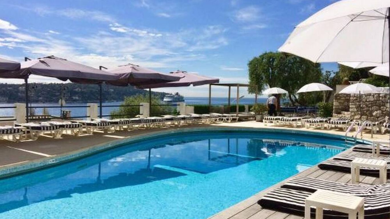 凡爾賽酒店 - 濱海自由城