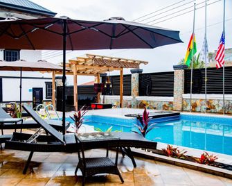 Winners Executive Stays And Events Lodge(Weslodge) - Aburi - Piscina